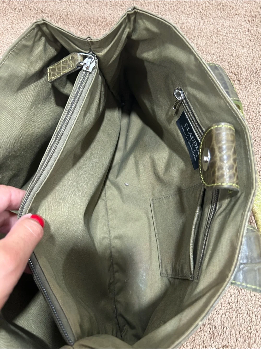 Claudia Firenze stylish olive